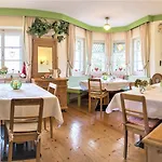 Hannas Alpengruss Apartment & Zimmer Apartment