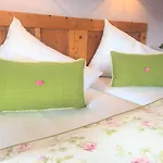 Hannas Alpengruss Apartment & Zimmer Seefeld in Tirol