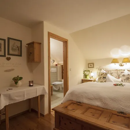 Апартаменты Hannas Alpengruss & *