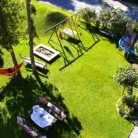 Hannas Alpengruss & Апартаменты Зеефельд в Тироле