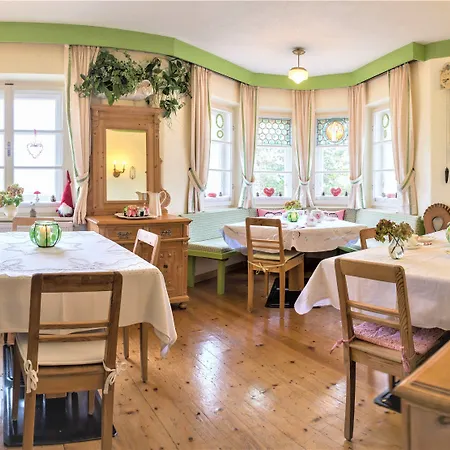 Hannas Alpengruss & Lägenhet