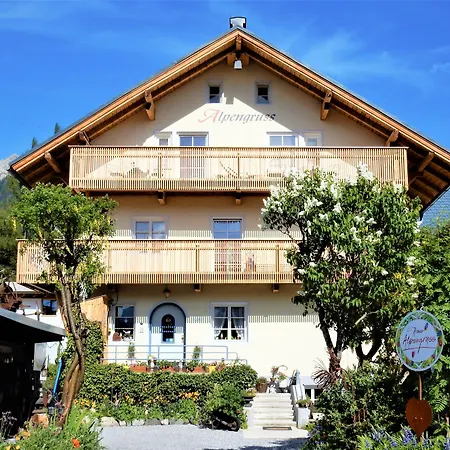 Hannas Alpengruss & Апартаменты Зеефельд в Тироле