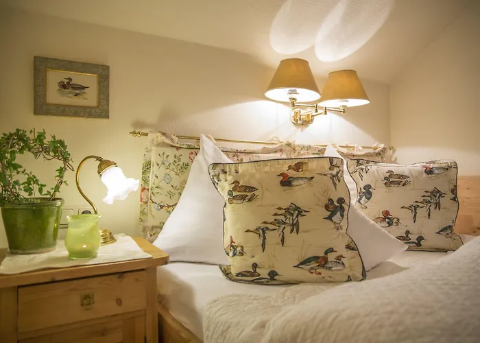 Hannas Alpengruss & *