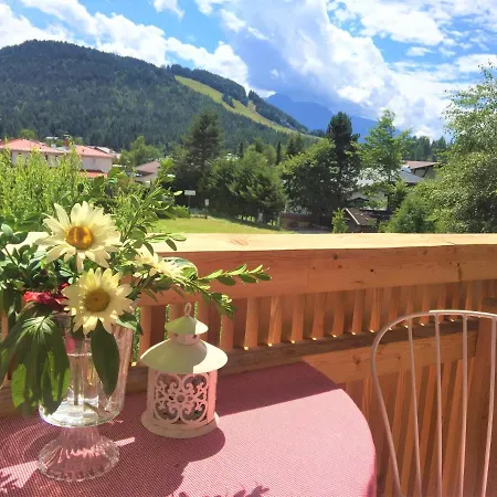 Hannas Alpengruss Apartment & Zimmer * Seefeld in Tirol